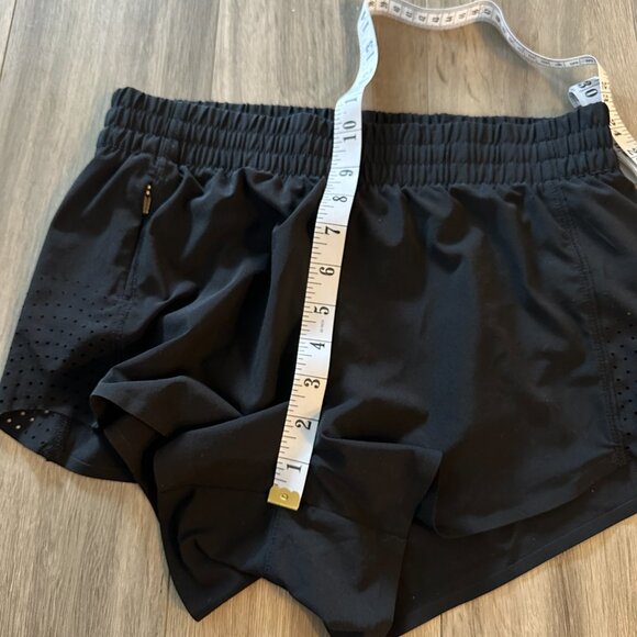 Athleta hustle 3 inch shorts running shorts size XS - Picture 7 of 12